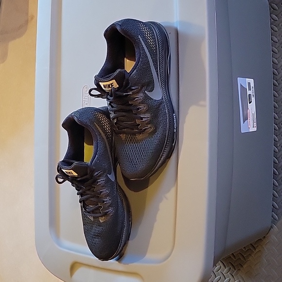 Nike Zoom All Out running shoe - Picture 3 of 9